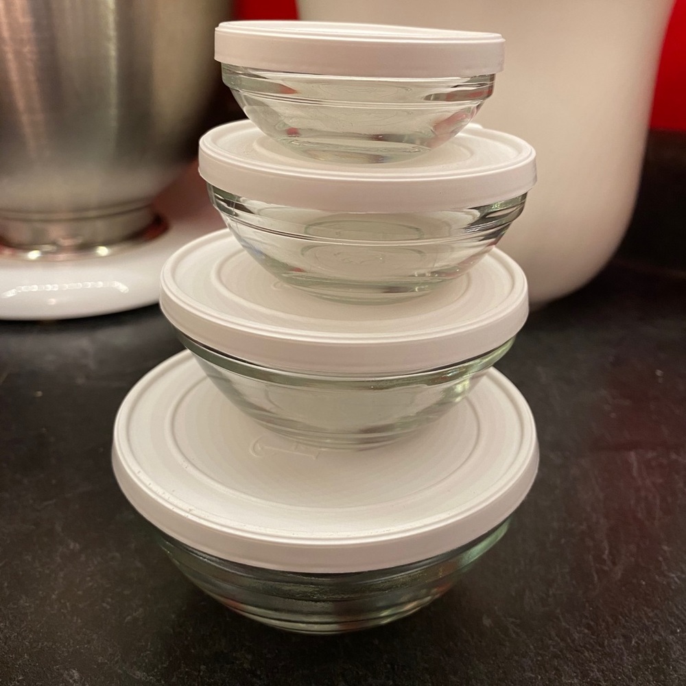 Pampered Chef Prep Bowls with Lids